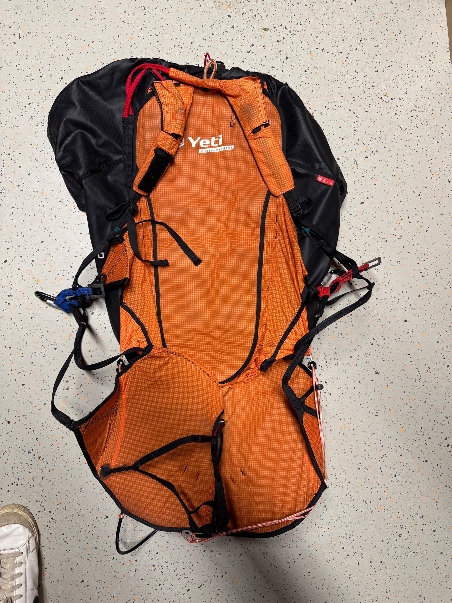 Gin Yeti Convertible + Airbag protector