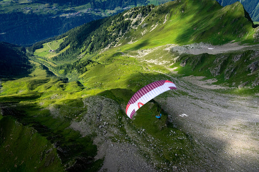 Skywalk SPIRIT – Ultralight Paraglider for Hike & Climb & Fly Adventures